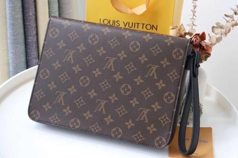 Louis Vuitton Clutch Bags